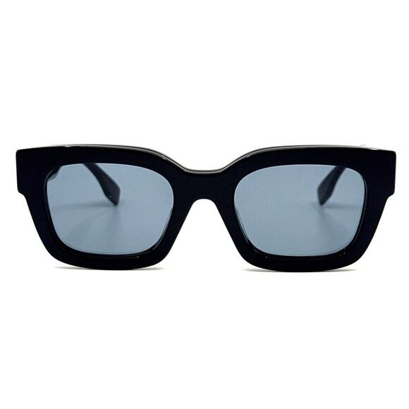 NEW!!! FENDI Sunglasses FE40119F 01V Authentic - Picture 2 of 12